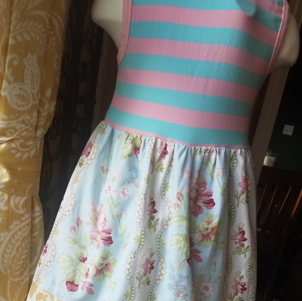 Gorgeous floral/giraffe print Boutique outfit.